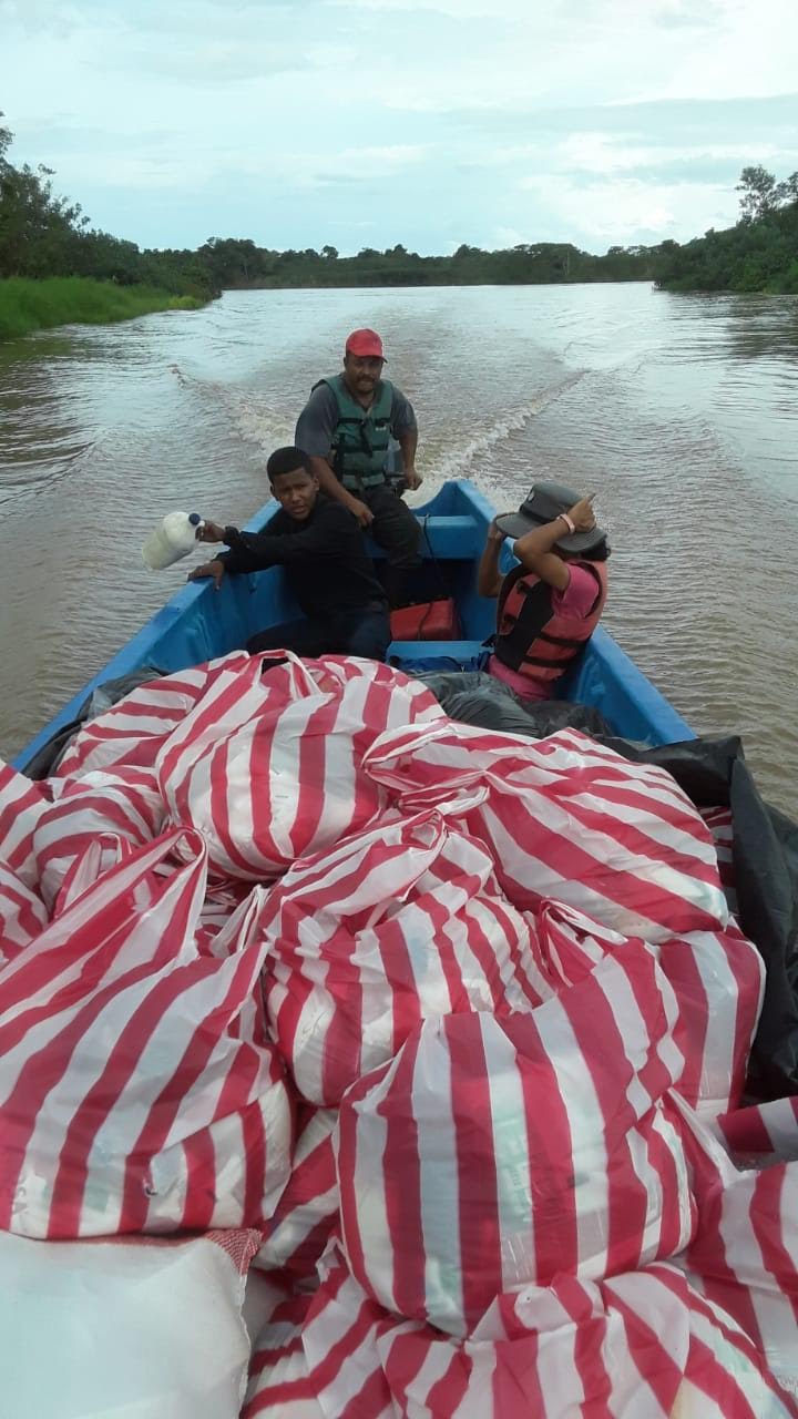 Food Distribution-La Mosquitia Style!